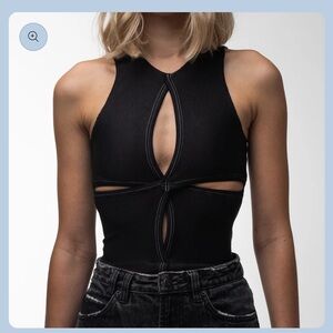 Cutout tank top black